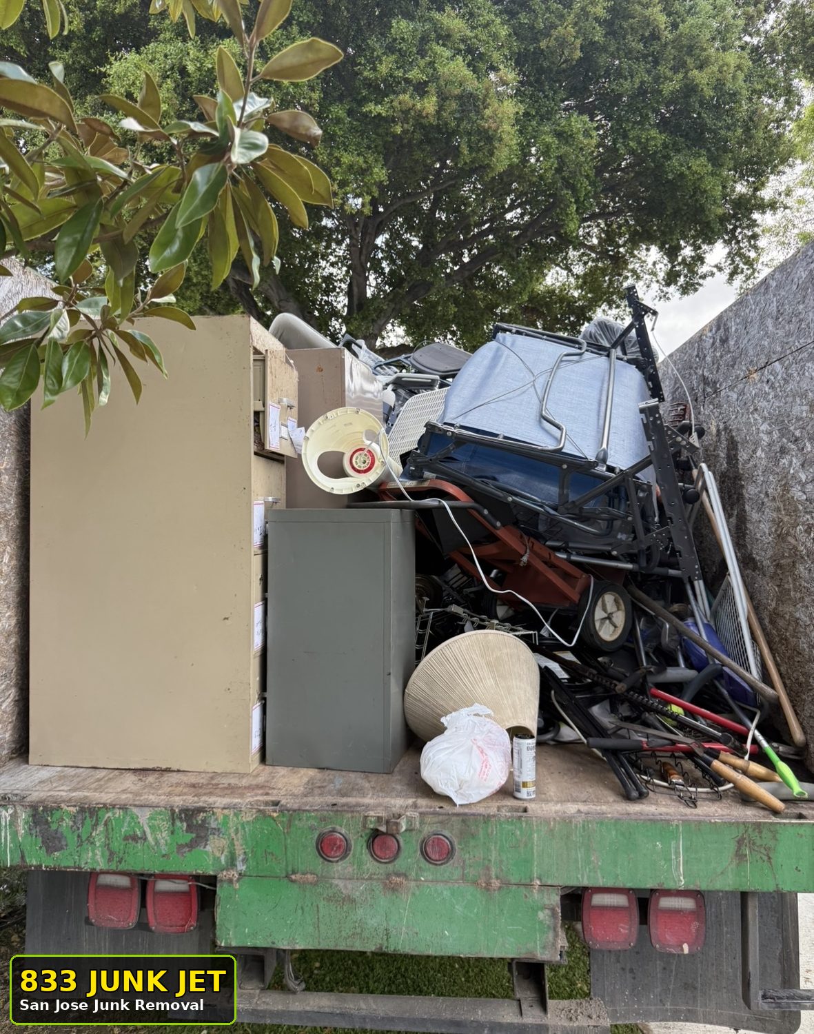 Commercial junk removal San Jose by 833 Junk Jet