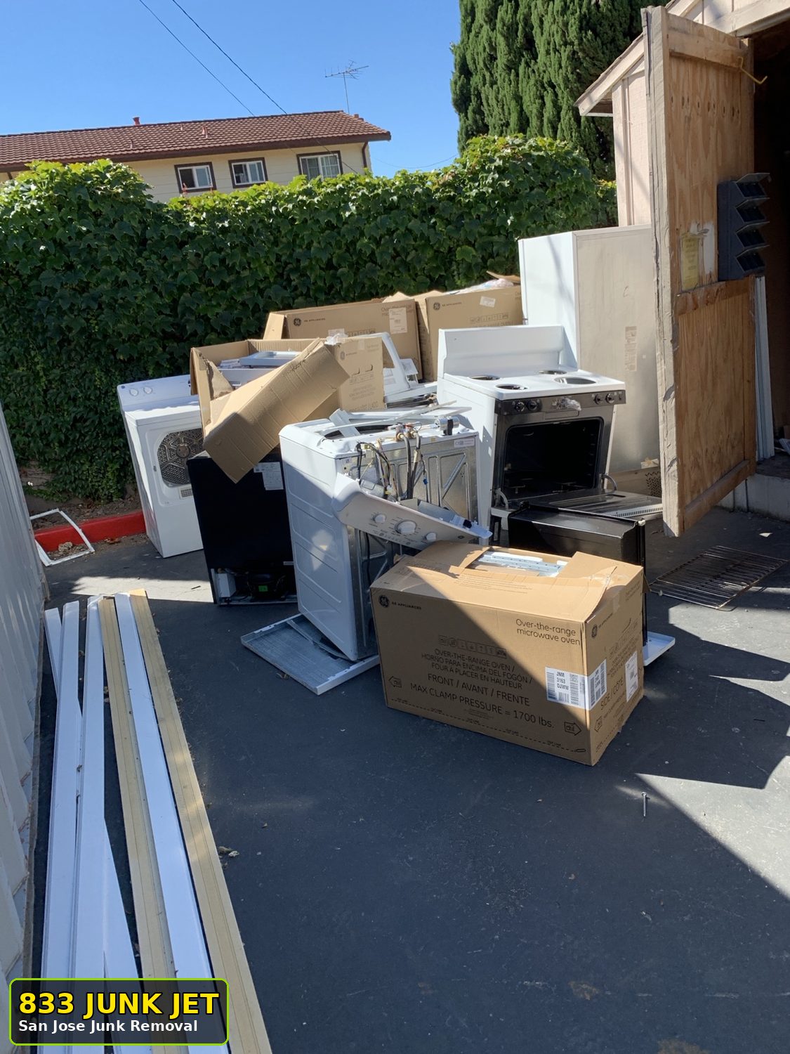Construction debris removal San Jose by 833 Junk Jet