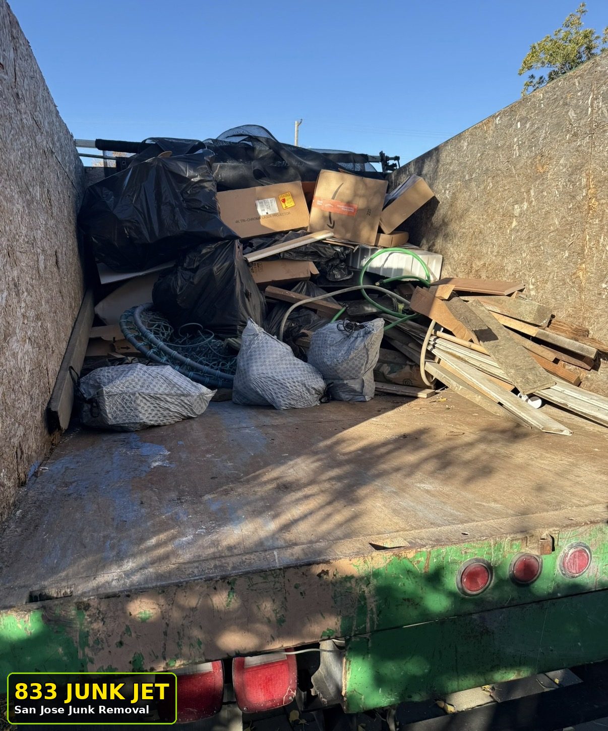 Office furniture cleanout San Jose by 833 Junk Jet