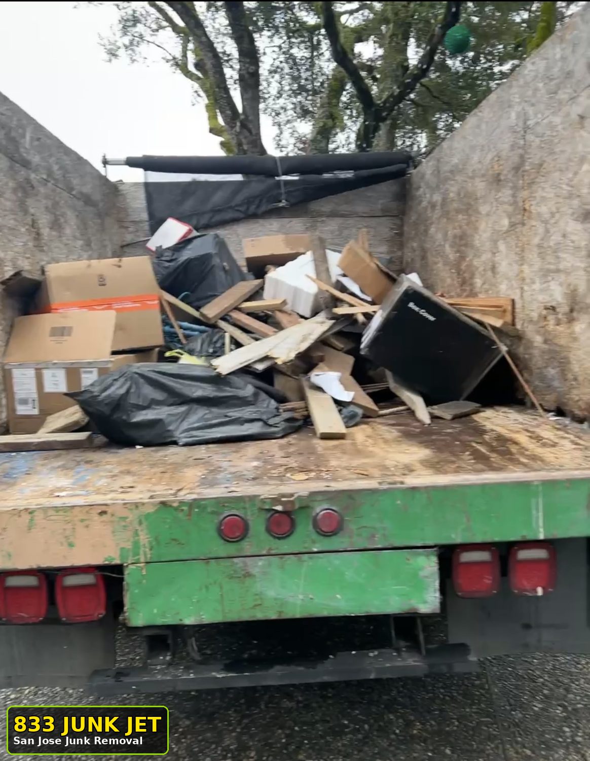 Yard waste removal San Jose by 833 Junk Jet
