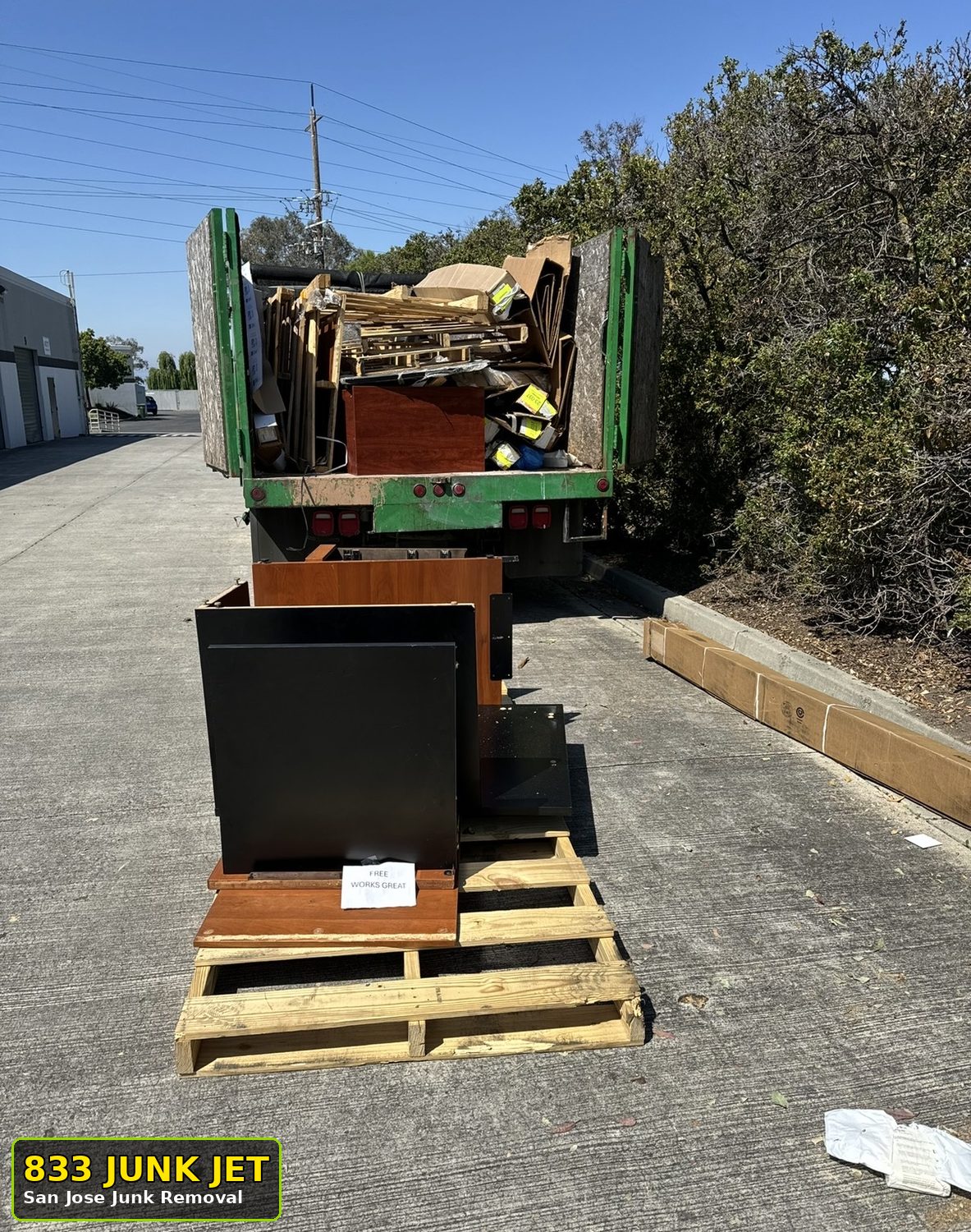 Yard waste removal San Jose by 833 Junk Jet